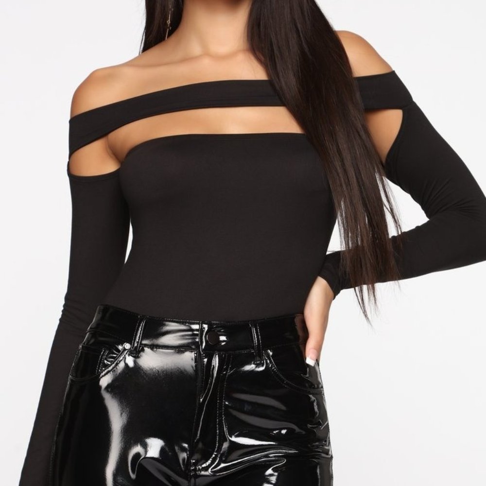 Cut Out Off-Shoulder Bodysuit